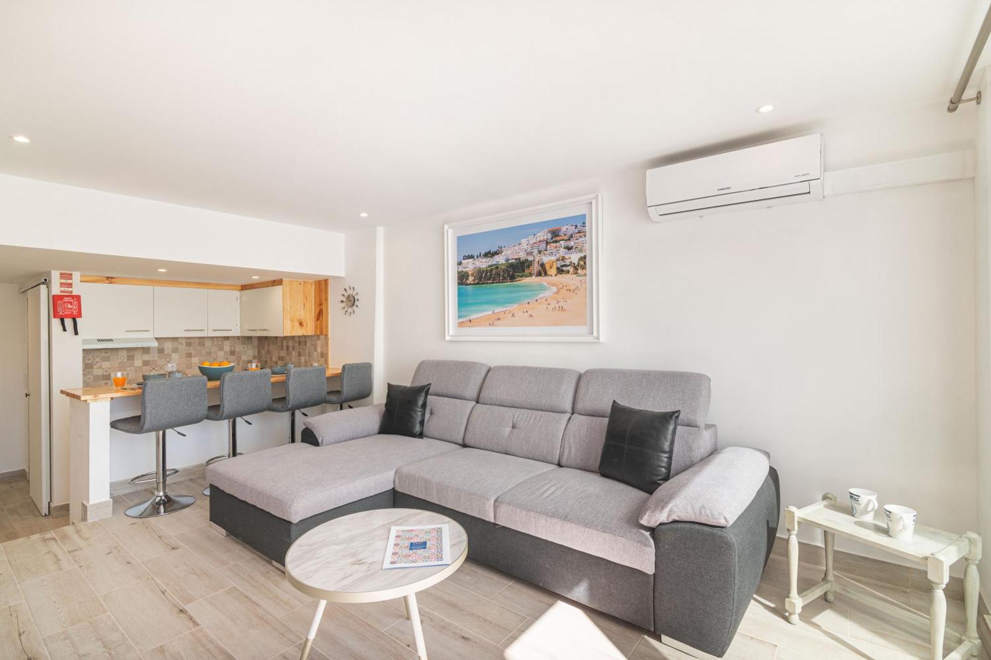 Flat With Pool T2 Duplex Montechoro Appartement Albufeira