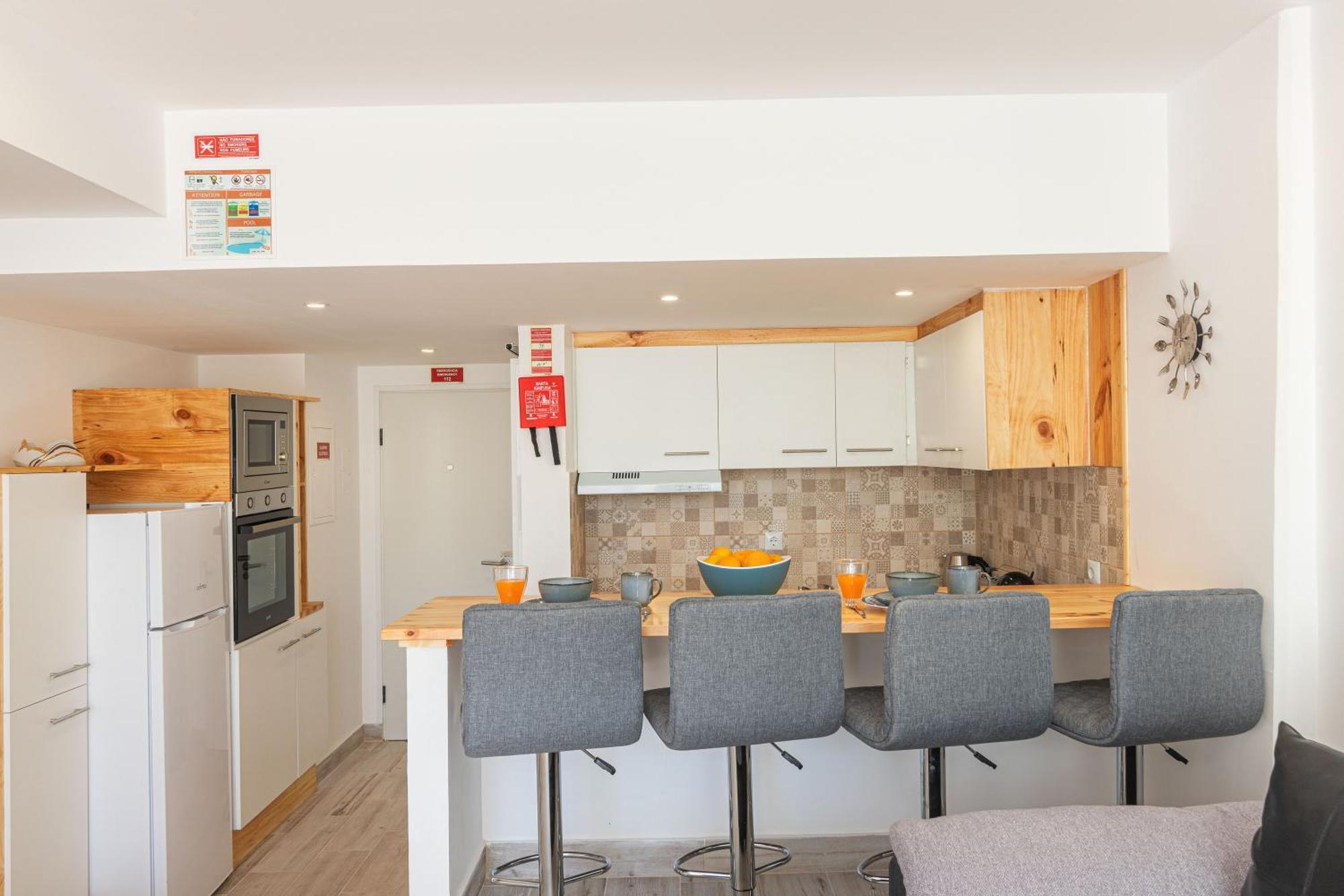 Flat With Pool T2 Duplex Montechoro Apartment